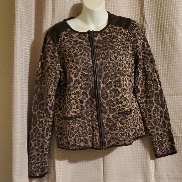 Chico’s Animal Print Cardigan Faux Leather Zipper Front Sweater sz 1/m - Picture 1 of 5